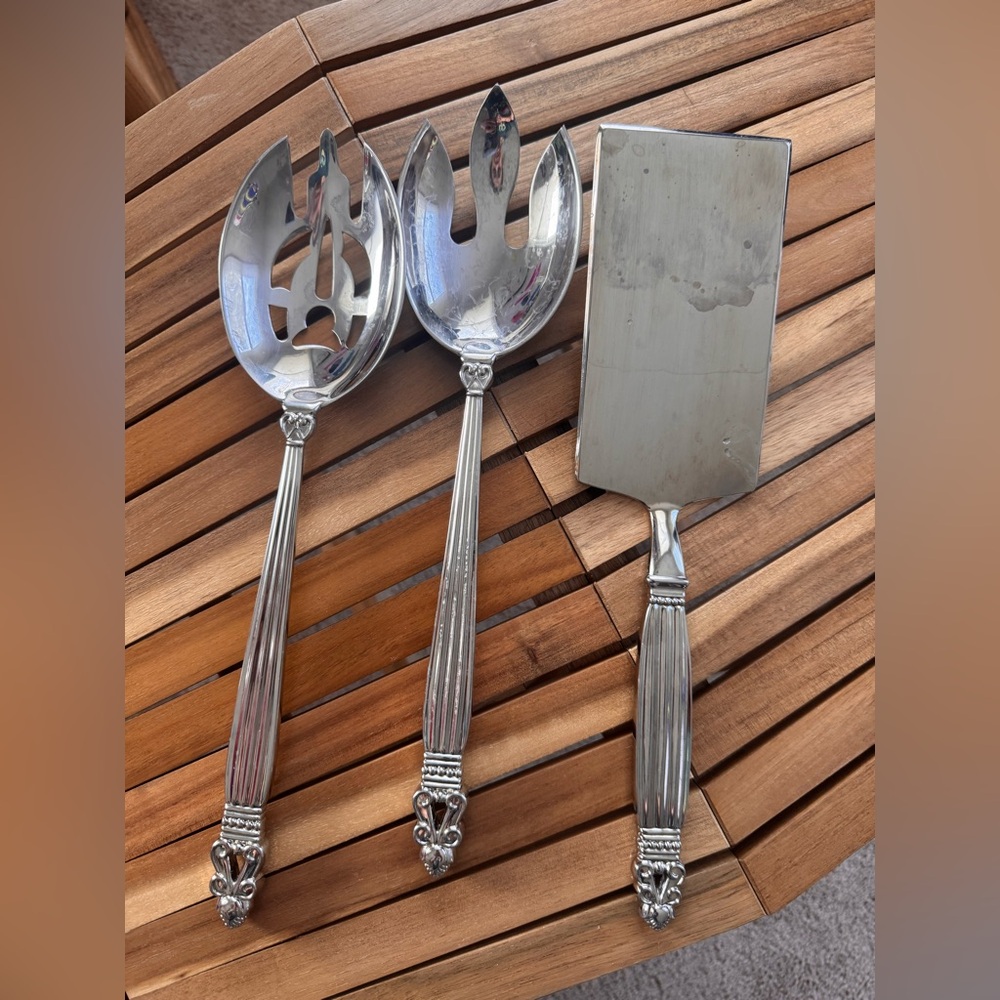 Godinger Silverplate Olde Copenhagen serving set. Beautiful